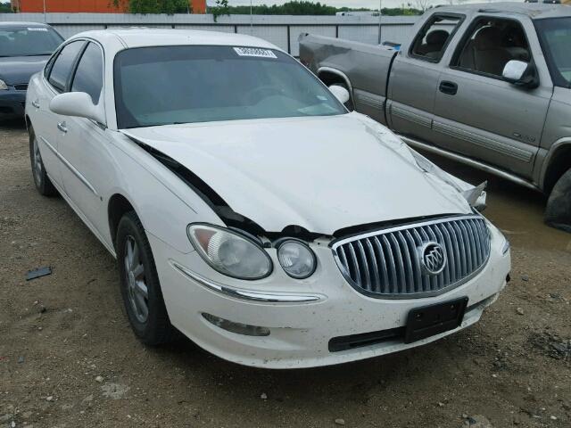 2G4WD582081231574 - 2008 BUICK LACROSSE C WHITE photo 1