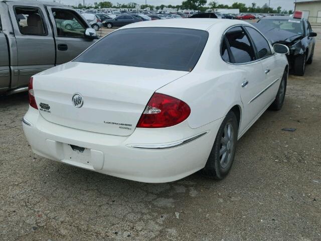 2G4WD582081231574 - 2008 BUICK LACROSSE C WHITE photo 4