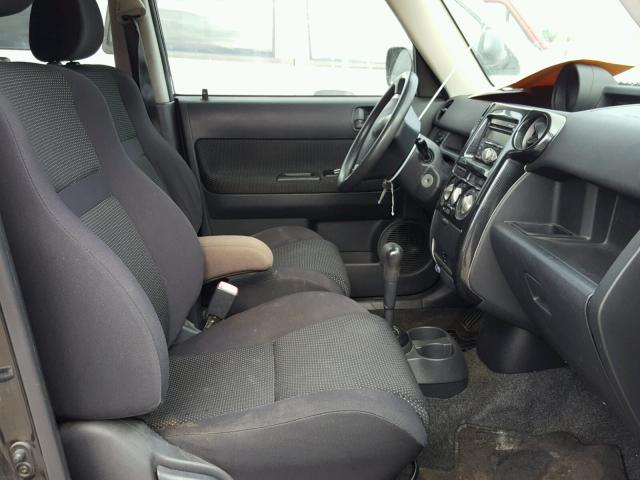 JTLKT324964057546 - 2006 TOYOTA SCION XB შავი ფოტო 5