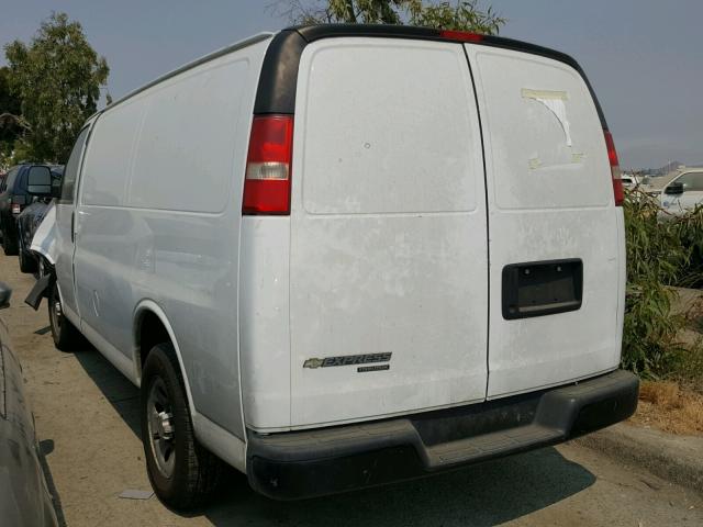 1GCSGAFX1E1149355 - 2014 CHEVROLET EXPRESS G1 WHITE photo 3