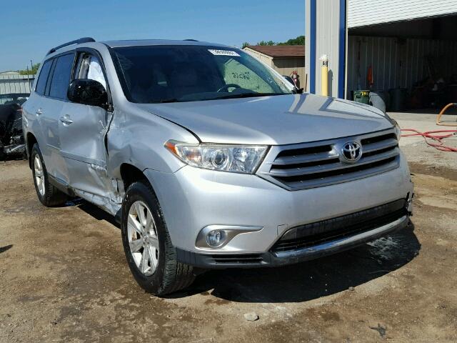 5TDBK3EH2BS050112 - 2011 TOYOTA HIGHLANDER SILVER photo 1