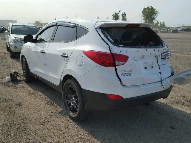 KM8JT3AC5DU691770 - 2013 HYUNDAI TUCSON GL WHITE photo 3