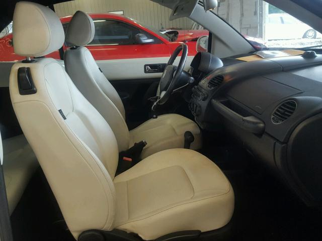 3VWFF31Y47M413414 - 2007 VOLKSWAGEN NEW BEETLE თეთრი ფოტო 5