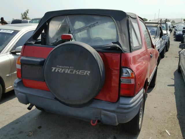 2CNBE18C836904488 - 2003 CHEVROLET TRACKER RED photo 4