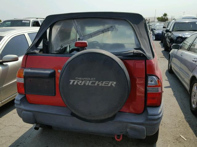 2CNBE18C836904488 - 2003 CHEVROLET TRACKER RED photo 9