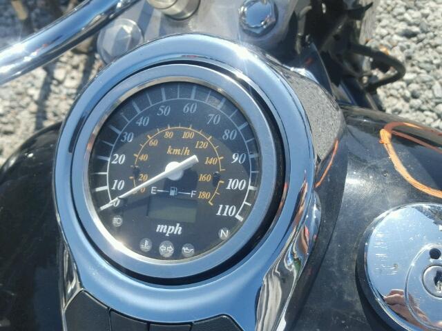 JS1VS54A512105908 - 2001 SUZUKI VL800 TWO TONE photo 8