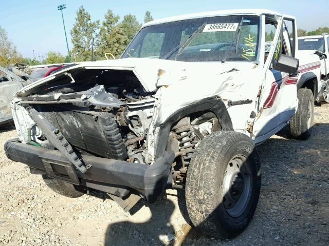 1JTMG6412JT090141 - 1988 JEEP COMANCHE WHITE photo 10