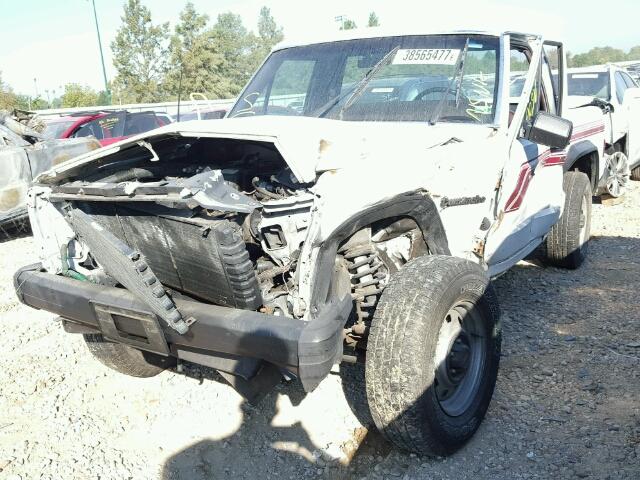 1JTMG6412JT090141 - 1988 JEEP COMANCHE WHITE photo 2