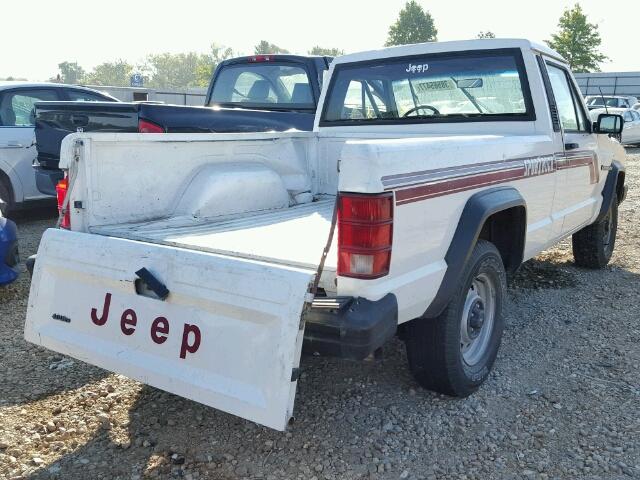 1JTMG6412JT090141 - 1988 JEEP COMANCHE WHITE photo 4