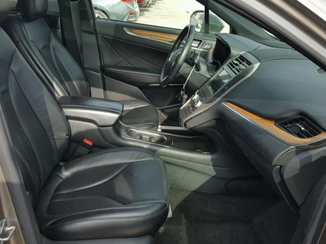 5LMTJ2DH6GUJ15042 - 2016 LINCOLN MKC SELECT ოქროსფერი ფოტო 5