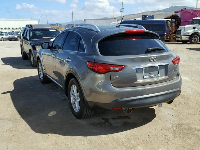 JN8CS1MU6FM381692 - 2015 INFINITI QX70 BROWN photo 3