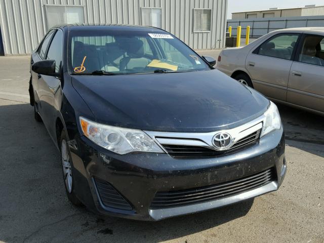 4T1BF1FKXEU304728 - 2014 TOYOTA CAMRY BLUE photo 1