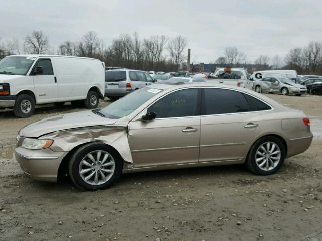 KMHFC46F16A128055 - 2006 HYUNDAI AZERA SE GOLD photo 9