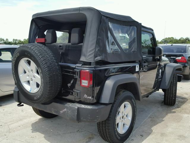 1C4AJWAGXJL820473 - 2018 JEEP WRANGLER S BLACK photo 4