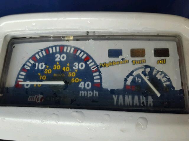 VG54UYA02YA109763 - 2000 YAMAHA CW50 WHITE photo 8