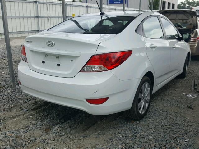 KMHCU4AE4DU581774 - 2013 HYUNDAI ACCENT GLS WHITE photo 4