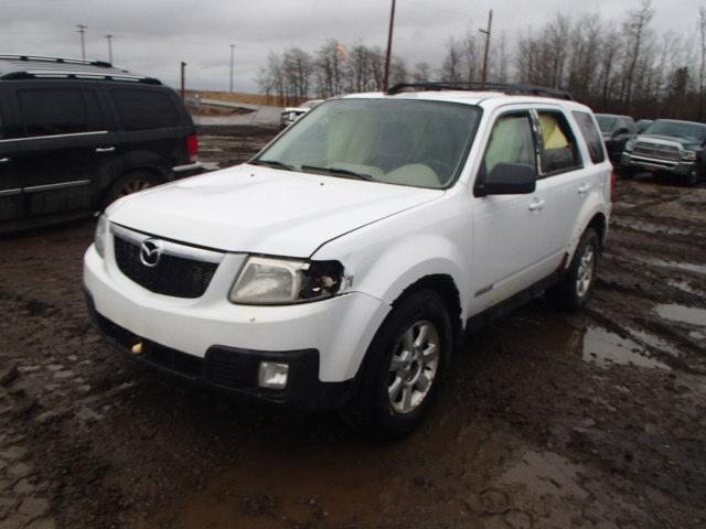 4F2CZ96138KM03820 - 2008 MAZDA TRIBUTE S WHITE photo 2