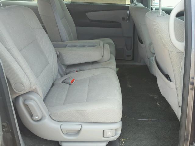 5FNRL5H31GB043803 - 2016 HONDA ODYSSEY SE GRAY photo 6