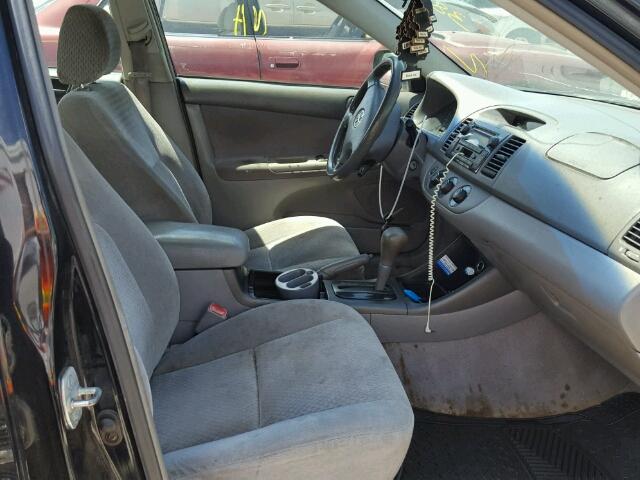 4T1BE32K14U304233 - 2004 TOYOTA CAMRY LE 黑色 照片 5