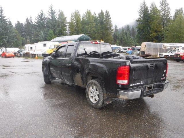 1GTR2VEA3BZ457142 - 2011 GMC SIERRA K15 BLACK photo 3