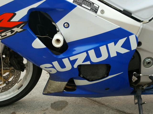 JS1GR7HA812100759 - 2001 SUZUKI GSX-R750 BLUE photo 7