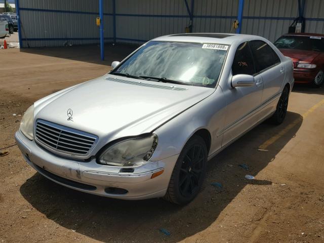WDBNG75J01A191814 - 2001 MERCEDES-BENZ S 500 SILVER photo 2