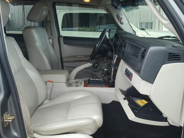 1J8HH58P17C673536 - 2007 JEEP COMMANDER 灰色 照片 5