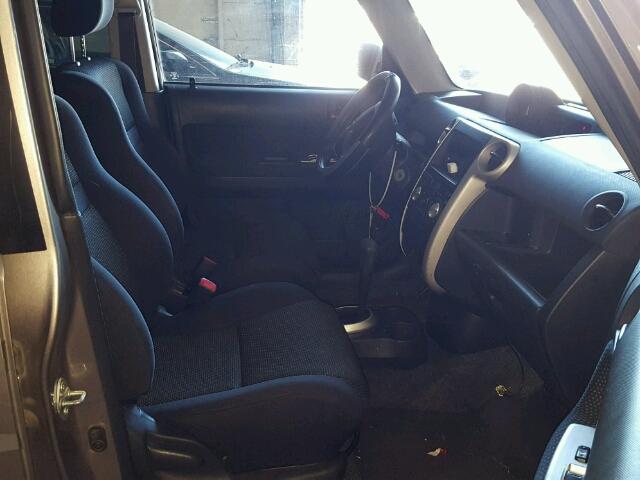 JTLKT324850205949 - 2005 TOYOTA SCION XB ვერცხლისფერი ფოტო 5