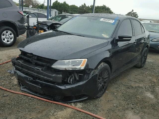 3VWD17AJ1EM365545 - 2014 VOLKSWAGEN JETTA SE BLACK photo 2