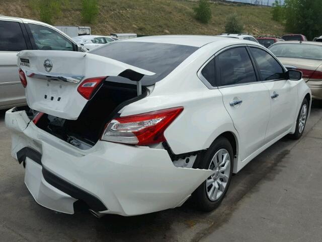 1N4AL3AP4GC113716 - 2016 NISSAN ALTIMA WHITE photo 4