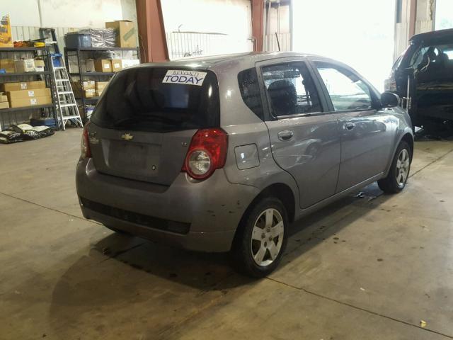 KL1TD6DE0BB135097 - 2011 CHEVROLET AVEO LS GRAY photo 4