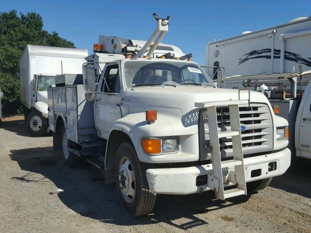 1FDMF70J8SVA21892 - 1995 FORD F700 WHITE photo 1