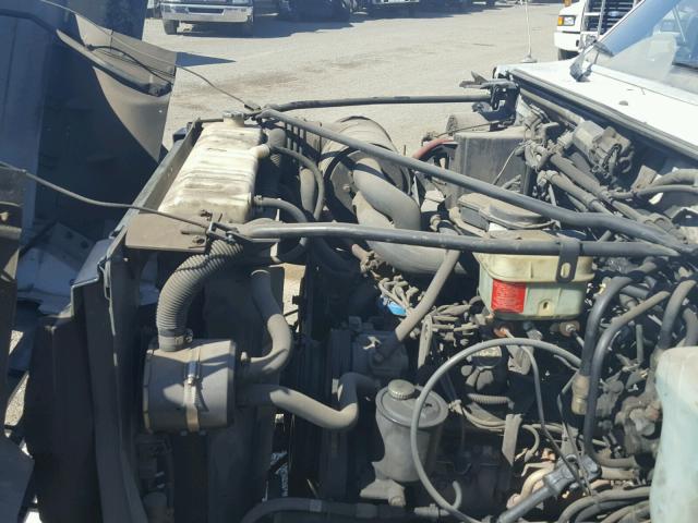 1FDMF70J8SVA21892 - 1995 FORD F700 WHITE photo 7