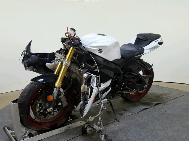 JS1GR7MA8H2100504 - 2017 SUZUKI GSX-R750 WHITE photo 4