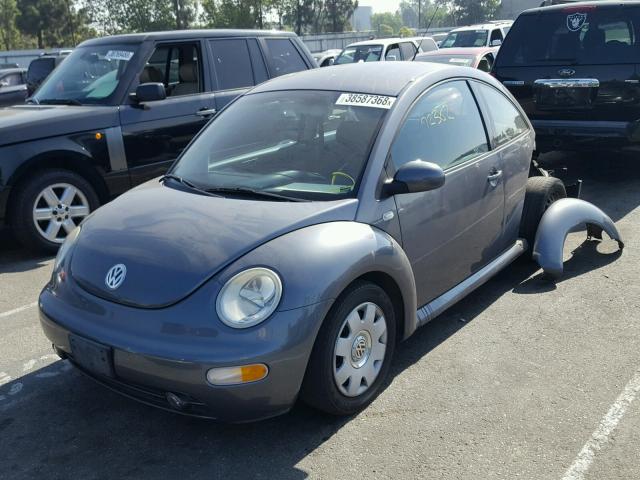 3VWCK21C72M451323 - 2002 VOLKSWAGEN NEW BEETLE 灰色 照片 2