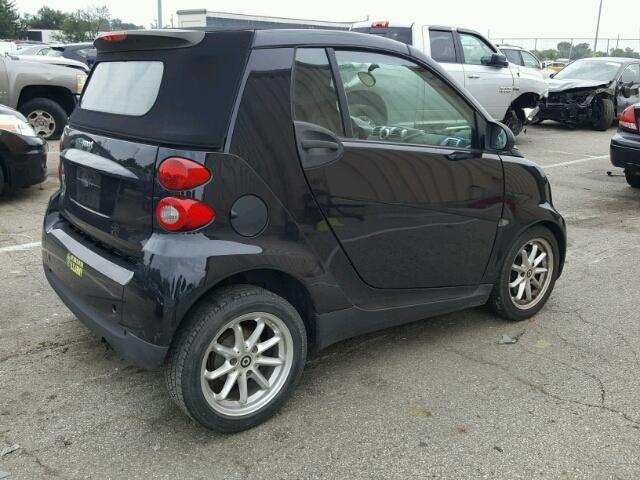 WMEEK3BA4AK343876 - 2010 SMART FORTWO PAS BLACK photo 4