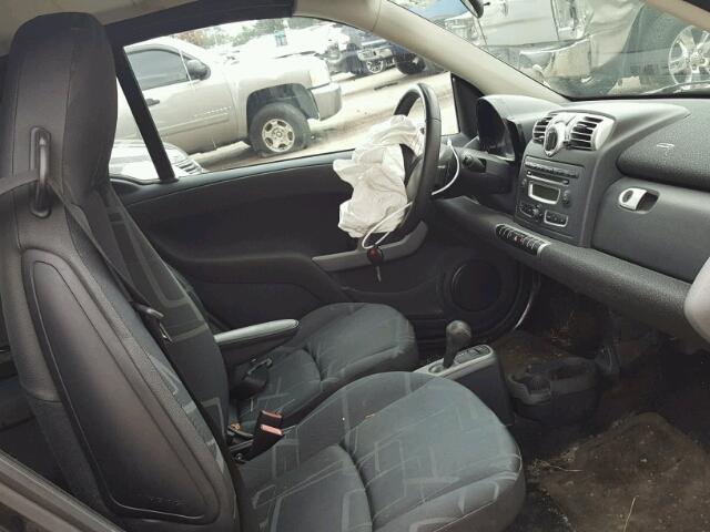 WMEEK3BA4AK343876 - 2010 SMART FORTWO PAS BLACK photo 5