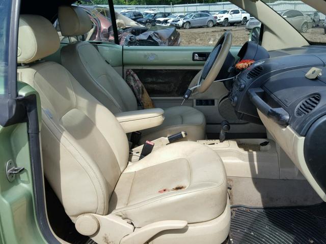 3VWRF31Y07M404299 - 2007 VOLKSWAGEN NEW BEETLE 绿色 照片 5