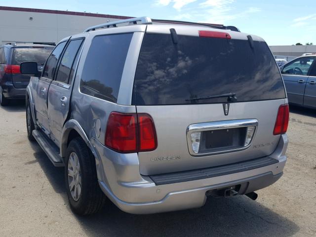 5LMFU28R74LJ29511 - 2004 LINCOLN NAVIGATOR SILVER photo 3