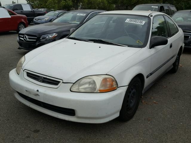 1HGEJ6220WL135573 - 1998 HONDA CIVIC DX WHITE photo 2