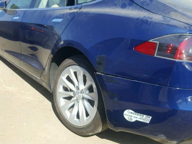 5YJSA1E22HF198292 - 2017 TESLA MODEL S BLUE photo 9