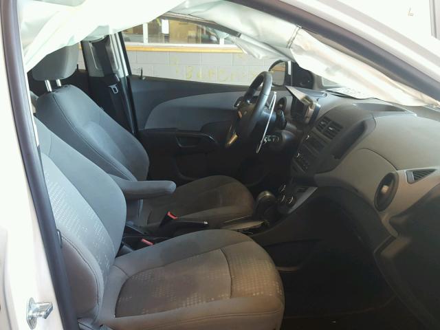1G1JA6SHXC4161968 - 2012 CHEVROLET SONIC LS 白色 照片 5