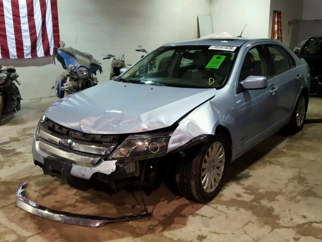 3FADP0L36AR263622 - 2010 FORD FUSION HYB BLUE photo 2