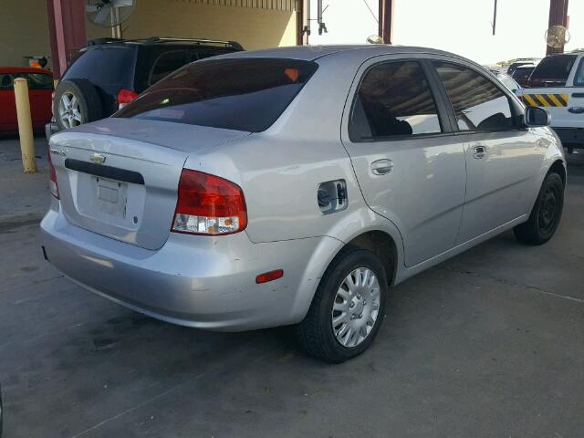 KL1TD56696B621932 - 2006 CHEVROLET AVEO BASE Մոխրագույն լուսանկար 4