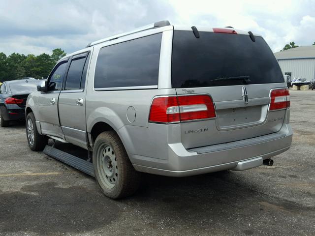 5LMFL28547LJ23525 - 2007 LINCOLN NAVIGATOR SILVER photo 3