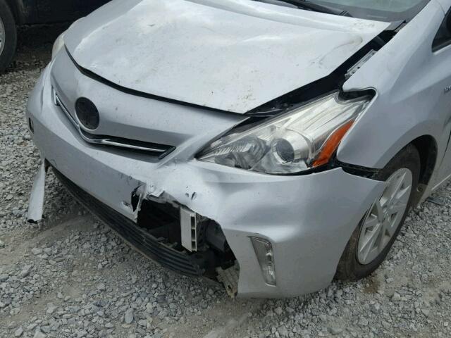 JTDZN3EU3C3112493 - 2012 TOYOTA PRIUS V SILVER photo 9