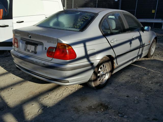 WBAAM3336XFP51270 - 1999 BMW 323I AUTOM SILVER photo 4