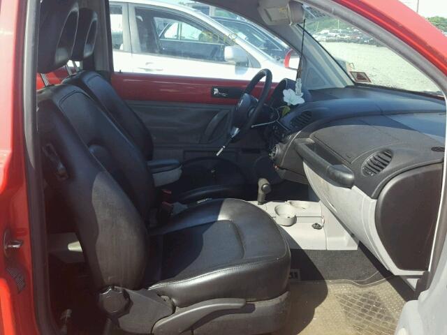 3VWCC21CXYM473645 - 2000 VOLKSWAGEN NEW BEETLE 红色 照片 5