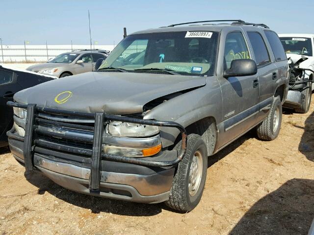 1GNEC13TX1R203880 - 2001 CHEVROLET TAHOE TAN photo 2