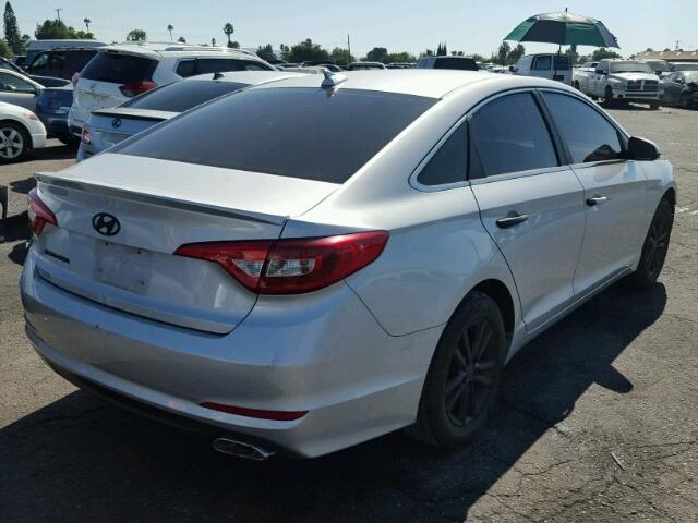 5NPE24AF3FH195386 - 2015 HYUNDAI SONATA SE SILVER photo 4